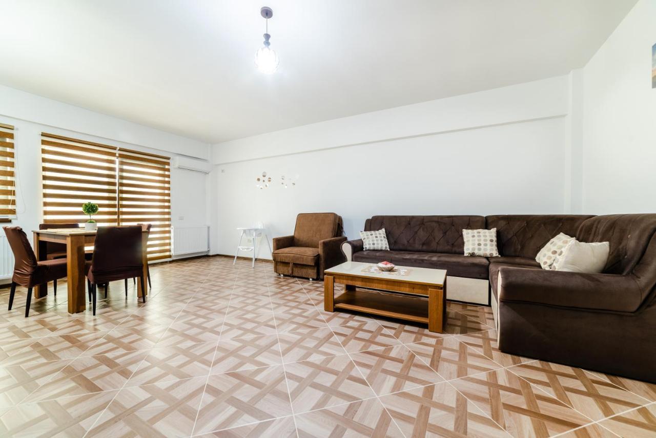 Derya Suites - Mamaia Nord Năvodari Esterno foto