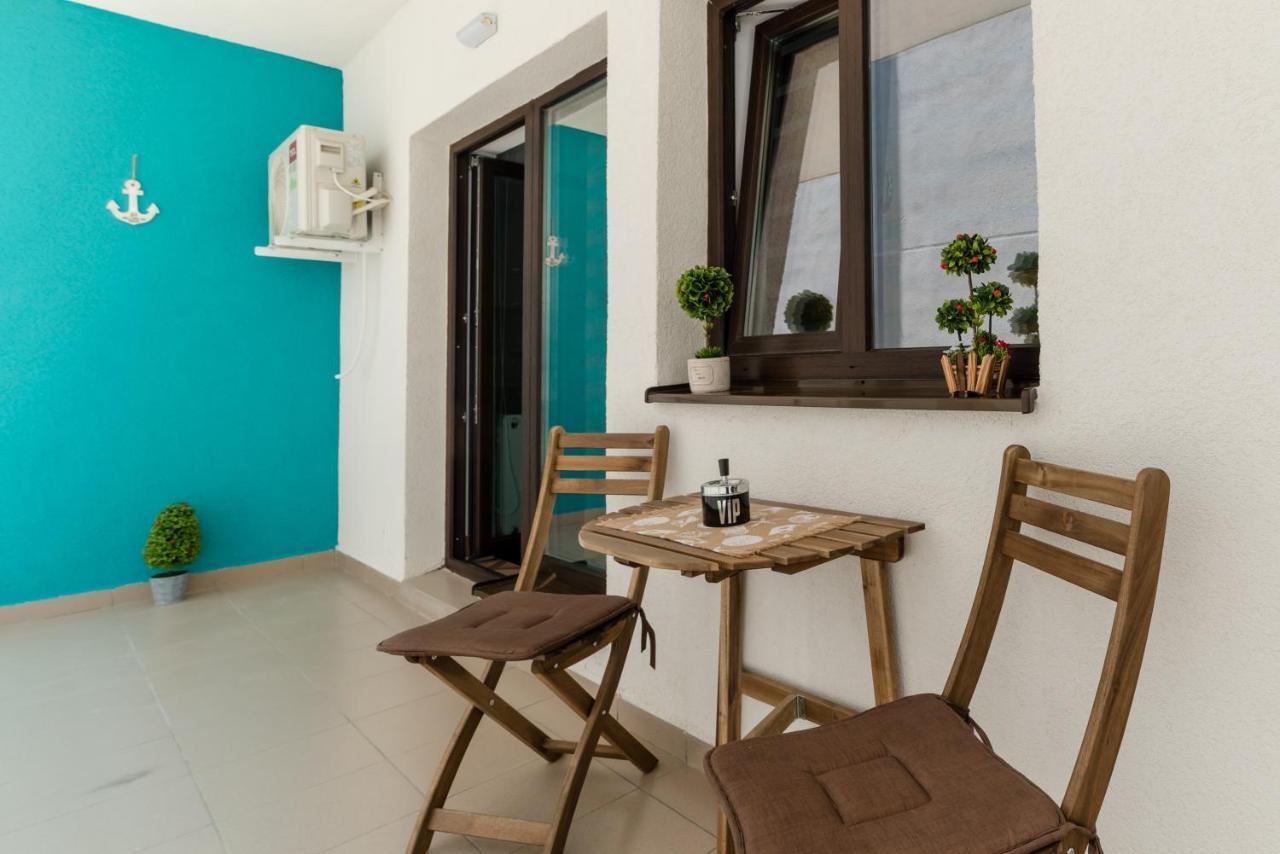 Derya Suites - Mamaia Nord Năvodari Esterno foto
