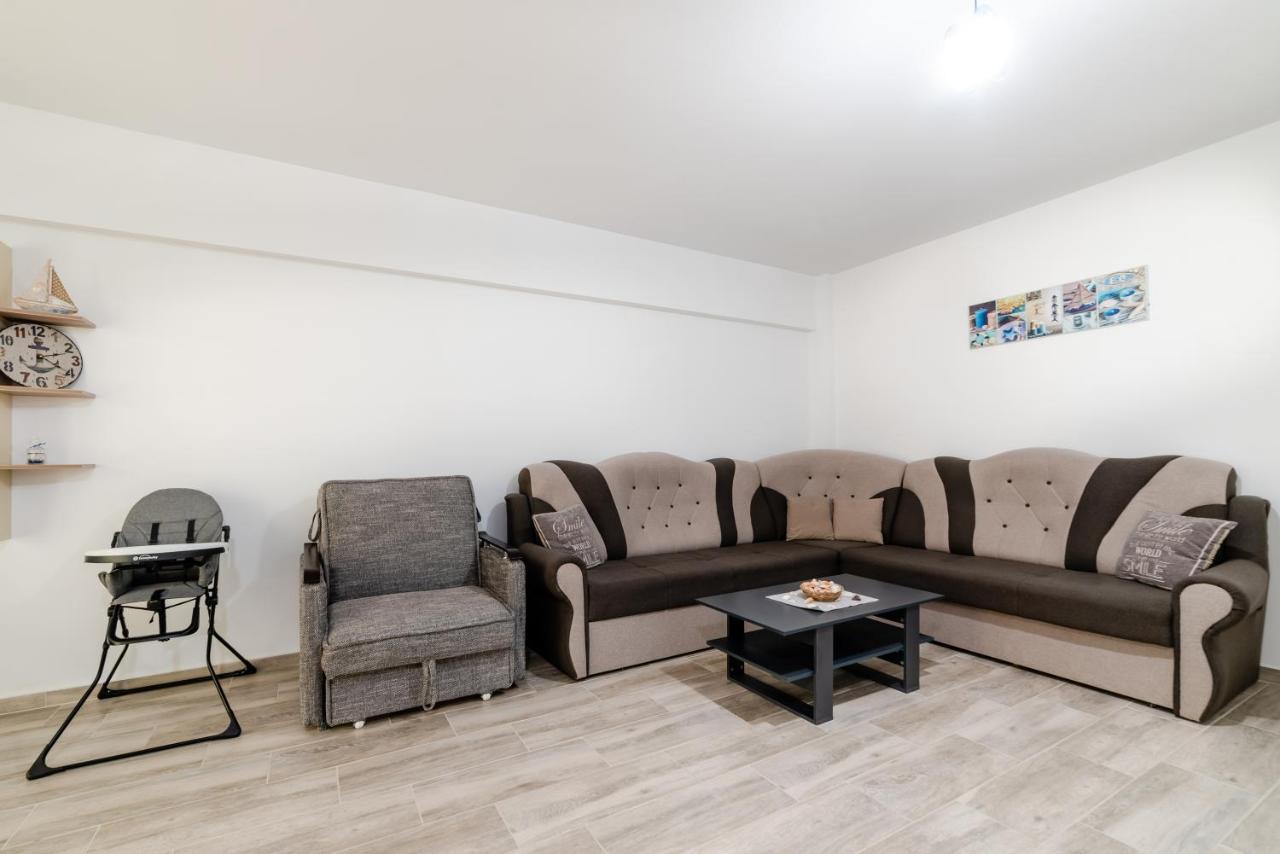 Derya Suites - Mamaia Nord Năvodari Esterno foto