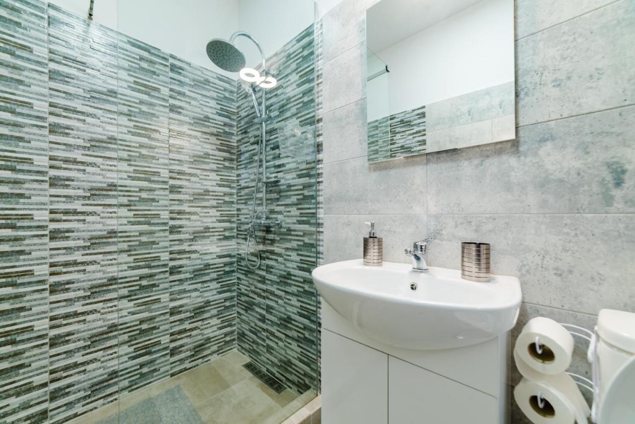 Derya Suites - Mamaia Nord Năvodari Esterno foto