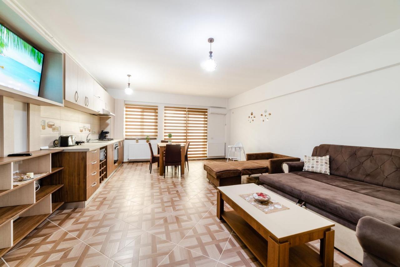 Derya Suites - Mamaia Nord Năvodari Esterno foto